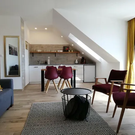 Apartment T20 Apartman 1-2 *